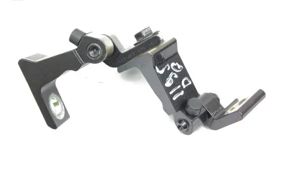 Rear door hinge set