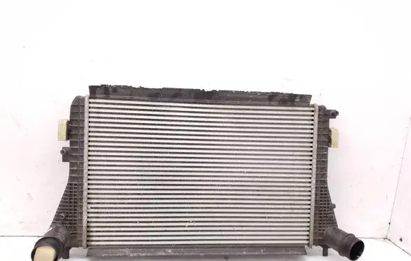 Volkswagen PASSAT B7 Intercooler radiator 3C0145805AN