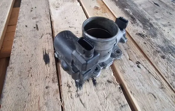 Toyota RAV 4 (XA30) Throttle valve
