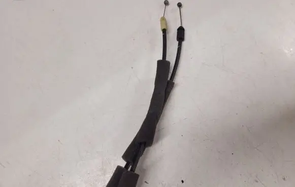 Chevrolet Captiva Front door lock A046818