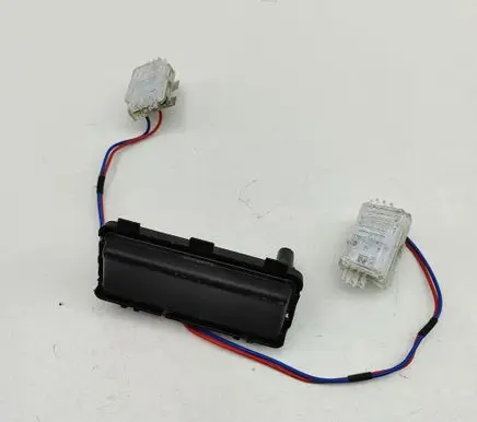 BMW XM Tailgate/boot open switch button 9880375 58613910002