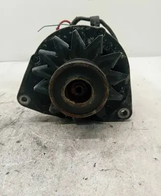 Audi A6 S6 C4 4A Generator/alternator 0120468109