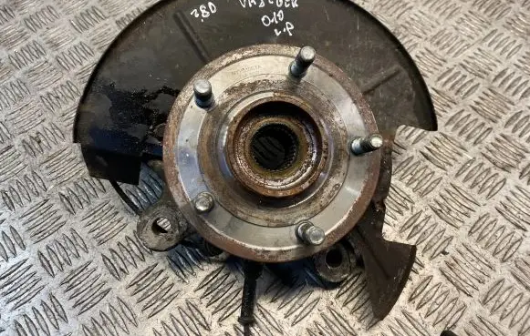 Chrysler Grand Voyager V Front wheel hub spindle knuckle