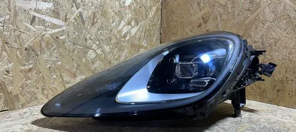 Porsche Cayenne (9Y0 9Y3) Headlight/headlamp 9Y0941033T ITPD008664