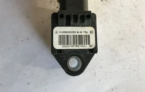 Mercedes-Benz A W168 Airbag deployment crash/impact sensor A1698202226