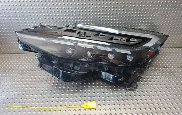 Toyota C-HR II Headlight/headlamp S27725024 81150F451000