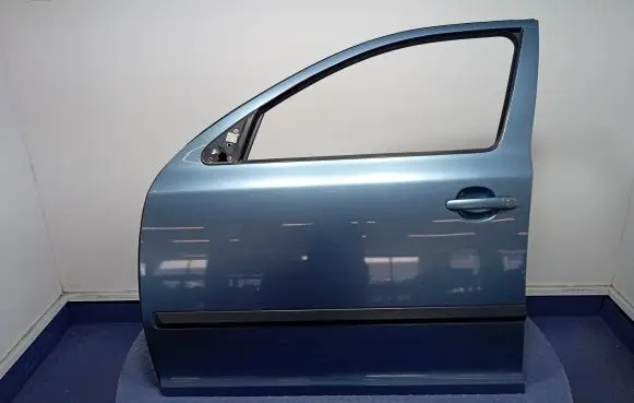 Skoda Octavia Mk2 (1Z) Front door