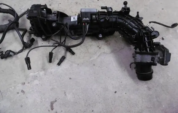 Mini Cooper Countryman R60 Intake manifold 1155500 108452S10