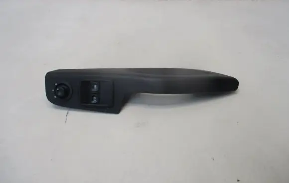 Renault Trafic III (X82) Quarter vent window switch 