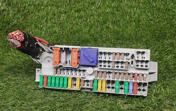 BMW 5 G30 G31 Fuse box set 9350313 6114935031302