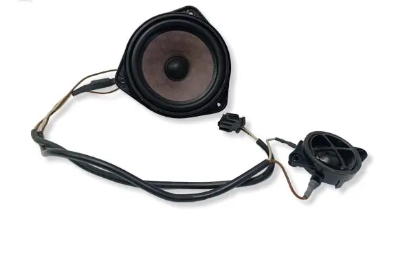 Audi A6 S6 C4 4A Front door speaker 49184101
