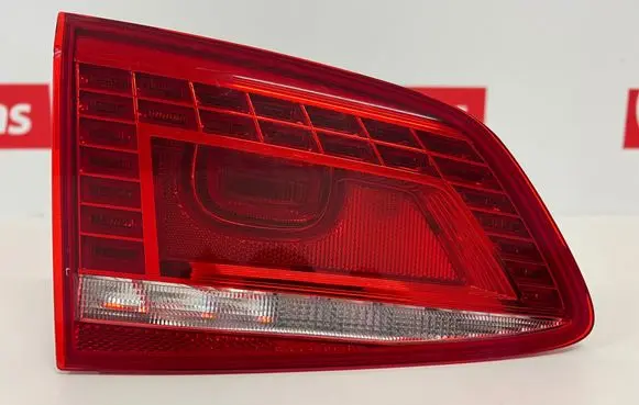 Volkswagen PASSAT B7 Tailgate rear/tail lights 3AF945307E