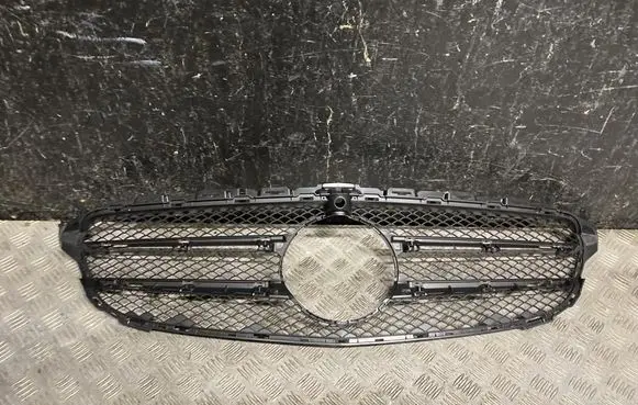 Mercedes-Benz C W205 Front grill A2058804202