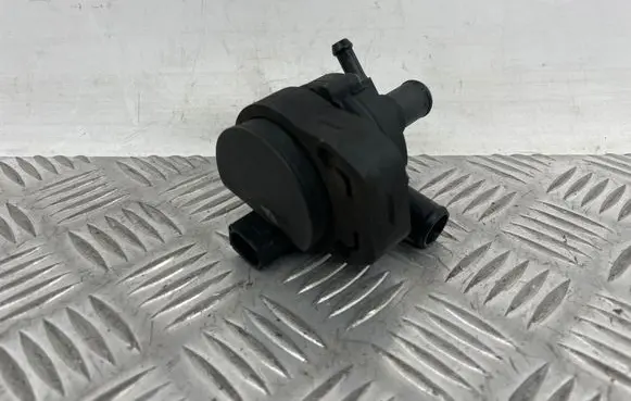 Mercedes-Benz E W212 Electric auxiliary coolant/water pump 0277581