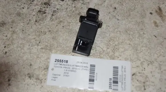 Toyota Prius (XW50) Mass air flow meter 22204-75030