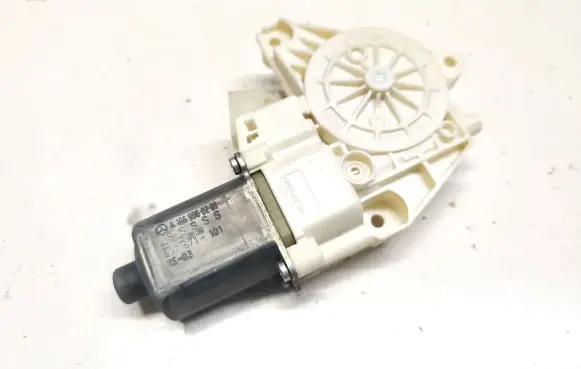 Mercedes-Benz S W222 Front door window regulator motor A1669060201 937671101