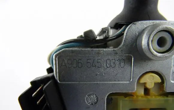 Multifunctional control switch/knob