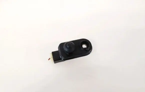 Mitsubishi Outlander Front door sensor 