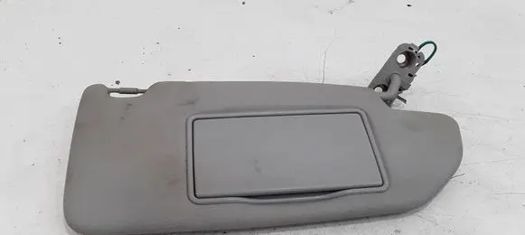 Volvo V70 Sun visor