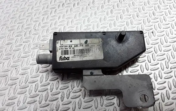 Mercedes-Benz ML W163 Aerial antenna amplifier A1638200089