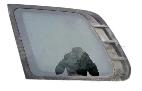 Hyundai Santa Fe Rear side window e243r000019 e243r-000019
