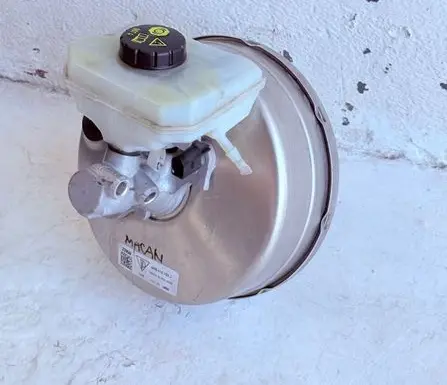 Porsche Macan (95B) Brake booster 4M0612103J