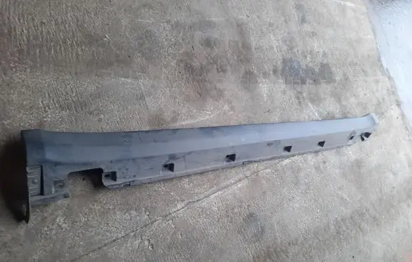 Mercedes-Benz GL X164 Sill