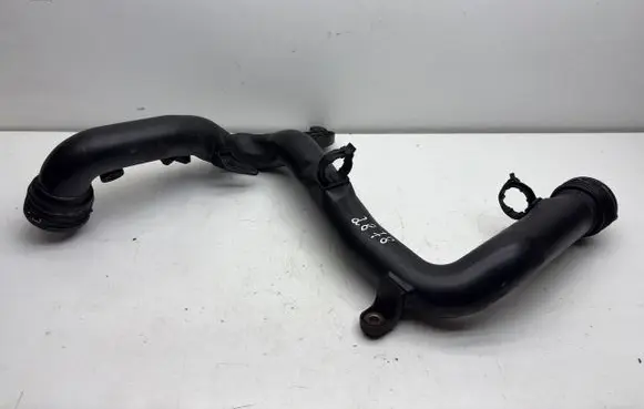 Volkswagen PASSAT B6 Intercooler hose/pipe 1K0145770B