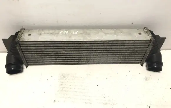 BMW 5 F10 F11 Intercooler radiator 7805629