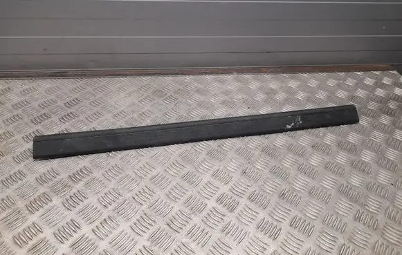 Mercedes-Benz E A207 Front sill trim cover A2076860436