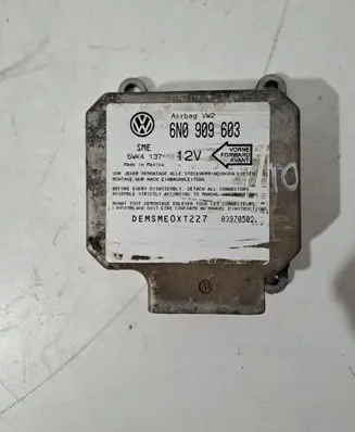 Volkswagen Polo III 6N 6N2 6NF Airbag control unit/module 6N0909603 03970502 5WK4137