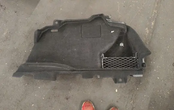 Maserati Ghibli Trunk/boot side trim panel 6700404310