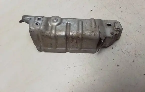 Land Rover Freelander Heat shield in engine bay 4R8Q45367AA
