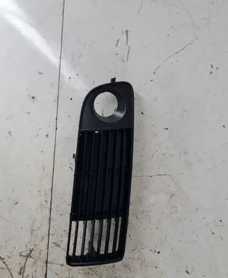 Audi A6 S6 C5 4B Front bumper lower grill 4B0807682H