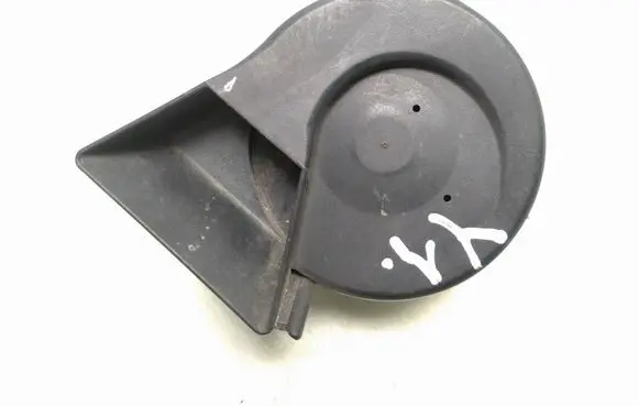 Audi A4 S4 B7 8E 8H Horn signal 8E0951223a