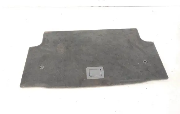Trunk/boot floor carpet liner