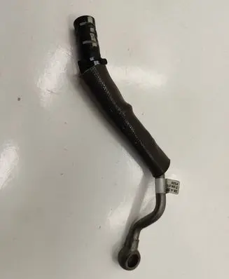 Coolant pipe/hose
