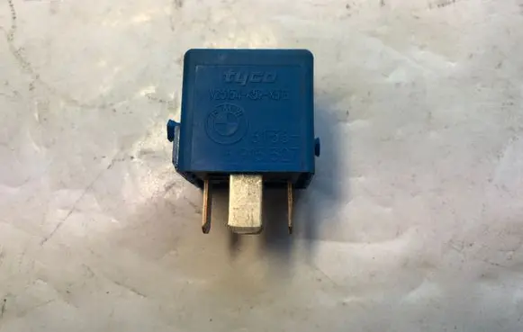 BMW 5 E60 E61 Other relay 6915327 61366915327