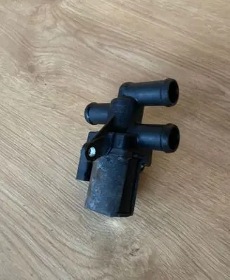 Mazda 6 Coolant heater control valve 7L0819076B