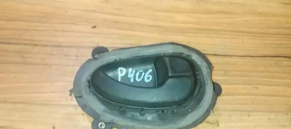 Peugeot 406 Rear door interior handle