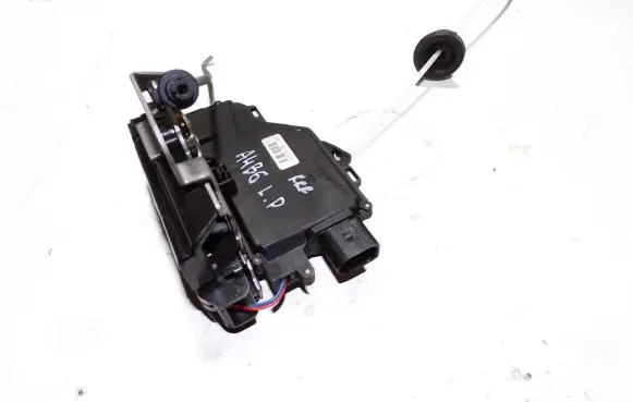 Audi A4 S4 B6 8E 8H Front door lock 8E1837016C