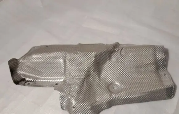 Audi Q8 Exhaust heat shield 4M0825692D