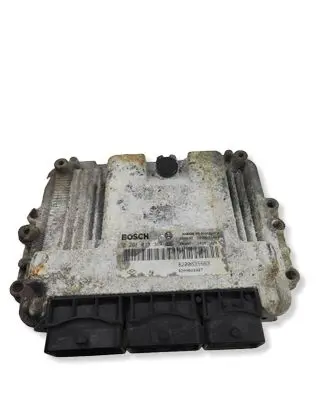Renault Trafic II (X83) Engine control unit/module 0281013364 8200833387 8200635663