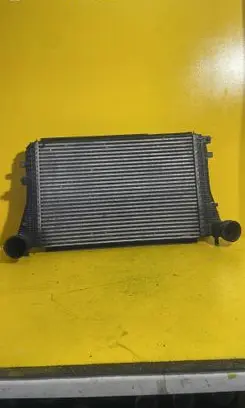 Volkswagen Scirocco Intercooler radiator