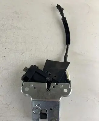 Audi A6 S6 C6 4F Tailgate/trunk/boot lock/catch/latch 4F5827505D