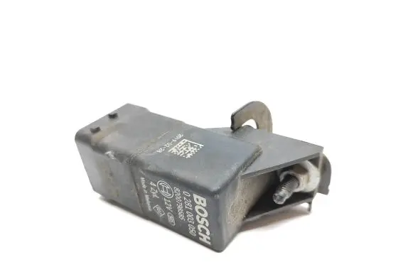 Renault Trafic III (X82) Glow plug pre-heat relay 0281003050