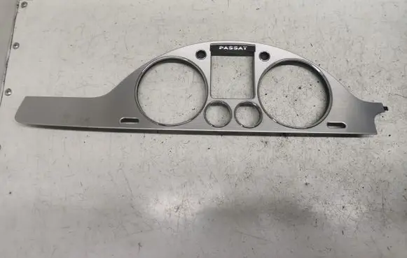 Volkswagen PASSAT B6 Dashboard trim 3C1858335
