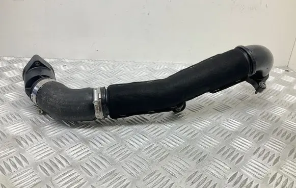 Intercooler hose/pipe