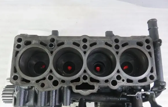 Volkswagen Golf Plus Engine block 