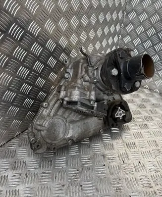 BMW X5 E70 Gearbox transfer box case 7643758 7643762